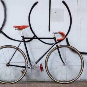 AFFINITY CYCLES × HENNESSY “MAJOR”